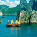 Ha Long Bay , Vietnam