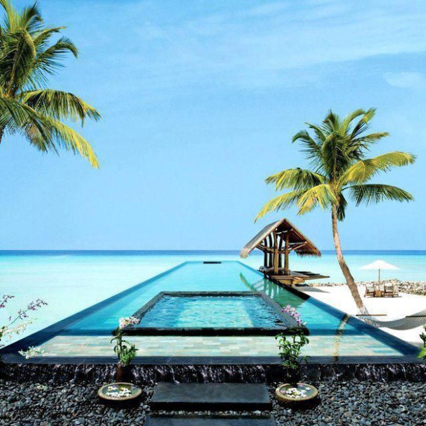 One and Only Reethi Rah Resort