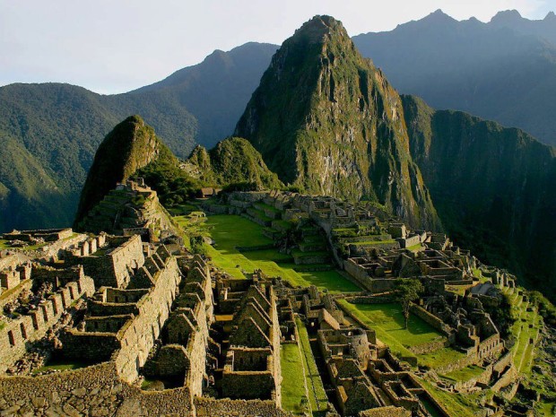 Machu Picchu , Peru