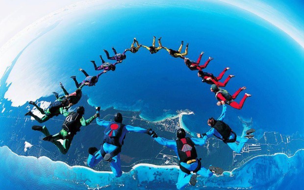 SkyDiving ... For the brave hearts