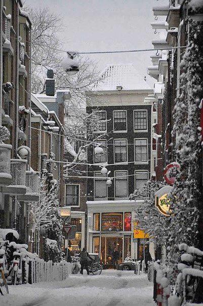 Snow in Amsterdam , Netherlands