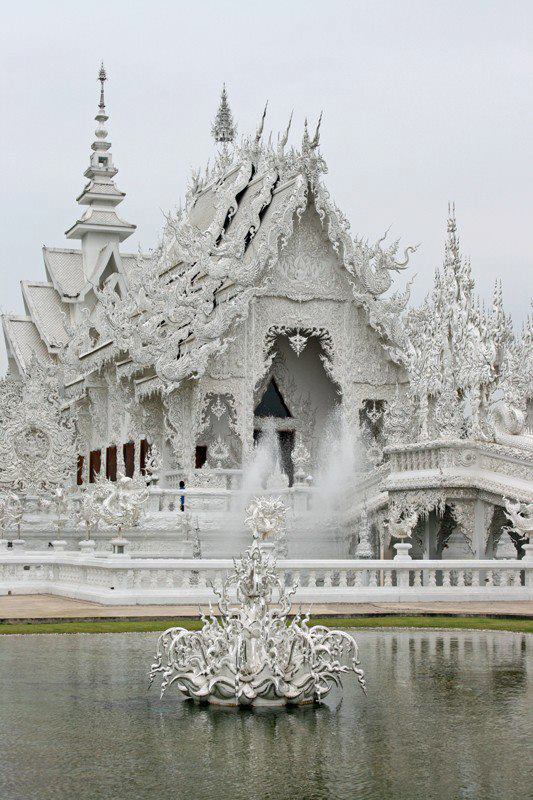 Wat Rong Khun , Chiang Rai , Thailand