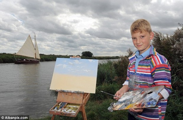 Schoolboy dubbed 'Mini Monet' (10 years) Winning millions of creativity draw paintings