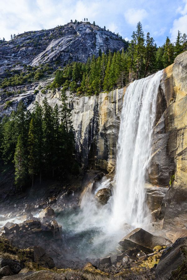 Vernal Falls, Yosemite National Park, California, USA