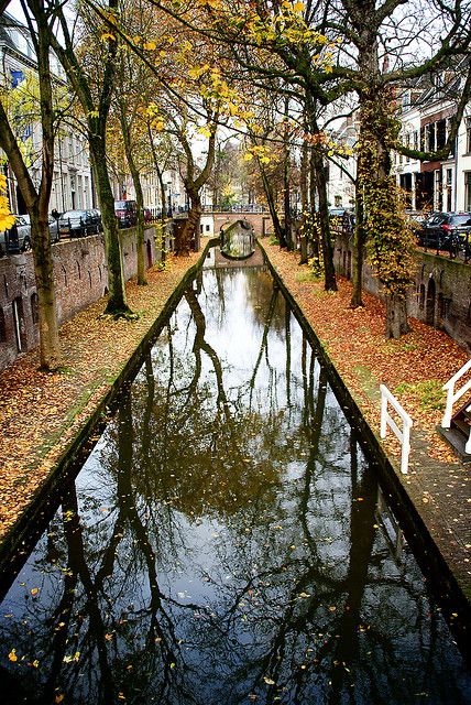 Nieuwe gracht, Autumn in Utrecht, The Netherlands