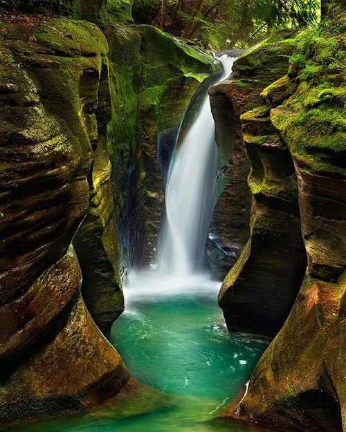 Corkscrew Falls, Hocking Hills, Ohio, USA