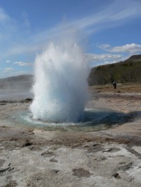 Strokkur Geyser Eruption, Iceland - Pinlovely