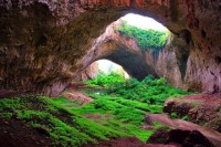 Devetashka Cave , Bulgaria