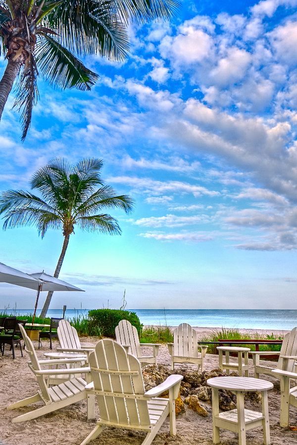 Naples Beach, Florida, USA